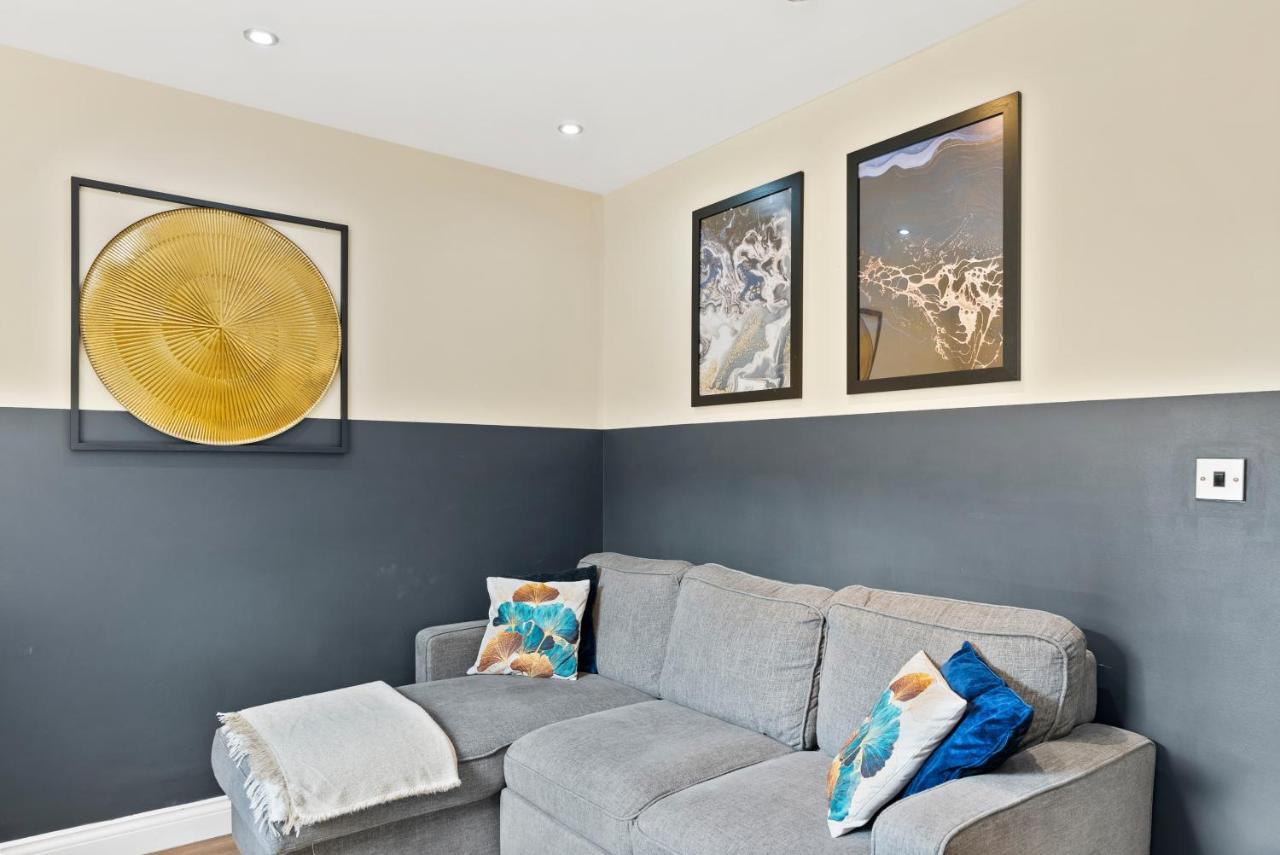 Central Leeds Gem - Parking - Sleeps 6 Apartment ภายนอก รูปภาพ